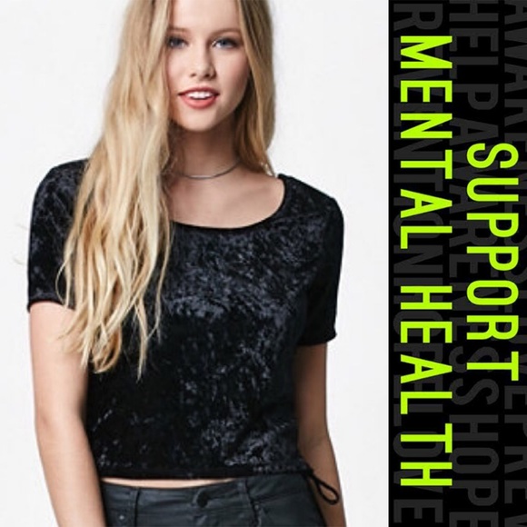 NWOT Kendall&Kylie Velvet Crop - Picture 7 of 7